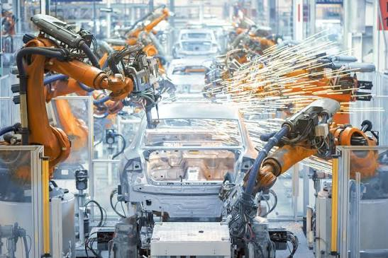 Why Major Companies Are Expanding Manufacturing in America