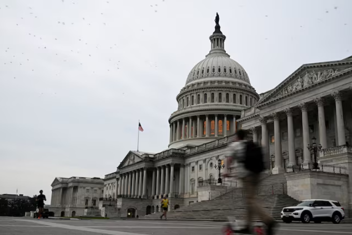 Political Donations Shatter Record at $646 Million for US Midterm Elections