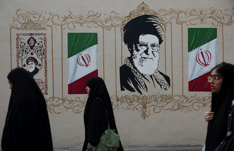 Trump Warns Countries Supporting Iran of Severe Economic Consequences
