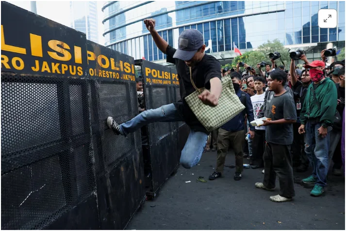 Student Protests Target Prabowo Administration Amid Growing Economic Concerns