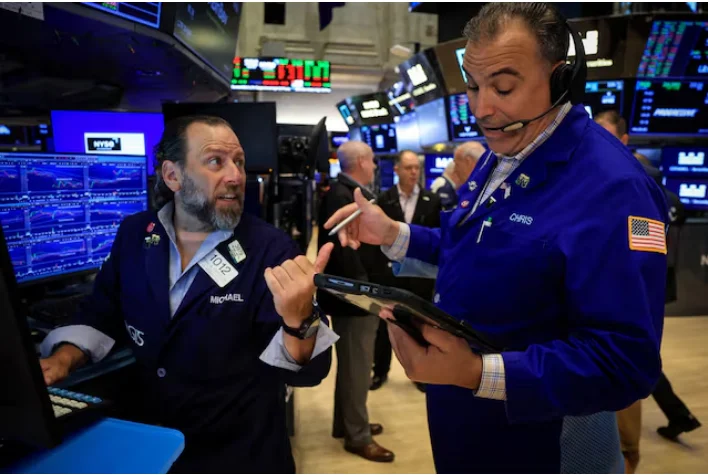 Global Risks Increase as BIS Warns of Debt, AI Boom, and Financial Fragilities
