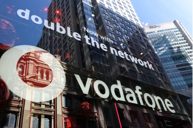 Xavier Niel Emerges as Vodafone’s Top Shareholder After $6 Billion Investment