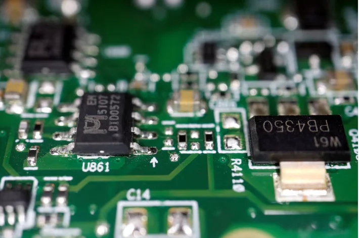 US Eases Export Rules for Nvidia AI Chips and Military Equipment to UAE