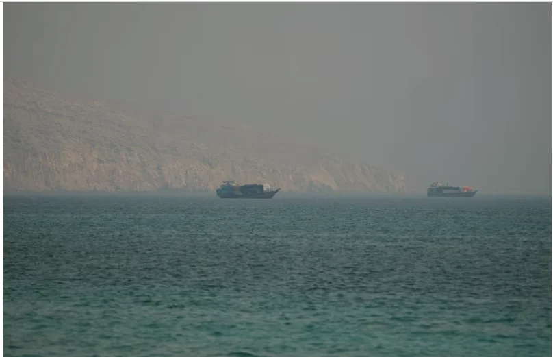 Iran Responds to US Strikes by Targeting Gulf States and Closing Hormuz