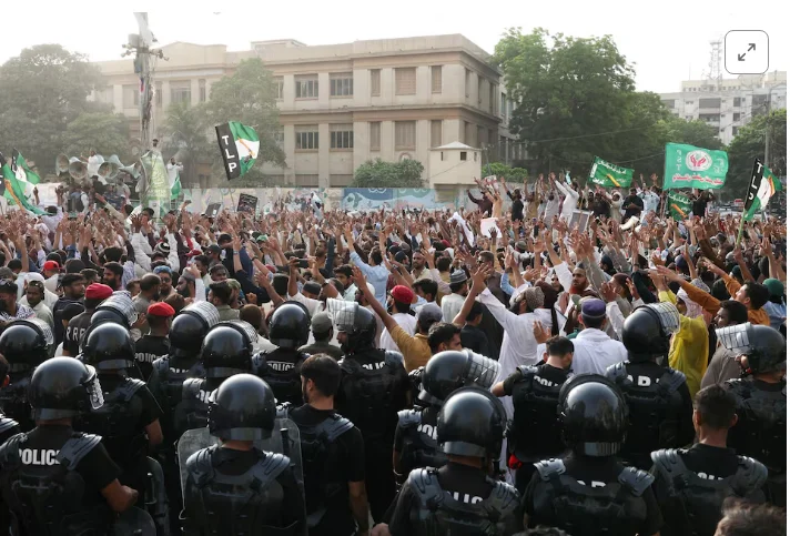 Pakistan Blasphemy Complaints Decline After Crackdown on Extremist Islamist Groups